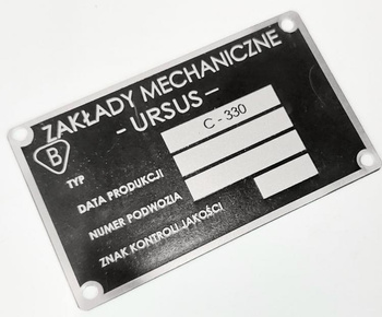 Ursus C 330 (traktor) tabliczka znamionowa główna nowsza