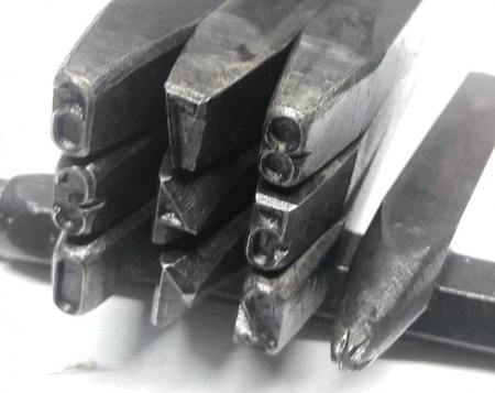 Znakowanie tabliczki znamionowej Bizon