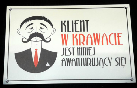 Klient w krawacie- tablica PRL