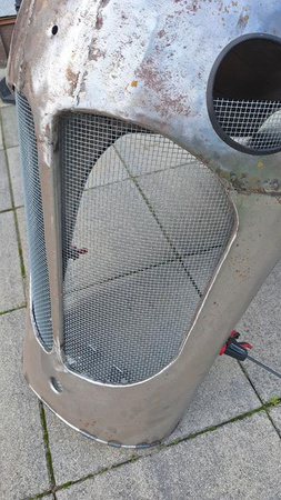 URSUS C 328,C 325 siatka do maski, kratka wlotu powietrza