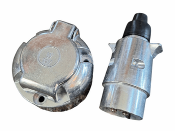 Ursus C 325 C 328 aluminiowe gniazdo i wtyczka do przyczepy