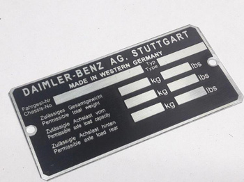 Mercedes pusta tabliczka znamionowa
