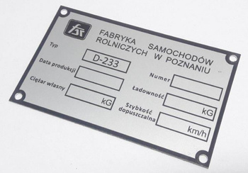 Tarpan D233 D 233 przyczepa tabliczka znamionowa