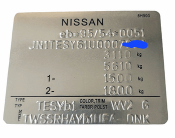 Nissan Patrol i inne tabliczka tłoczona nr 1