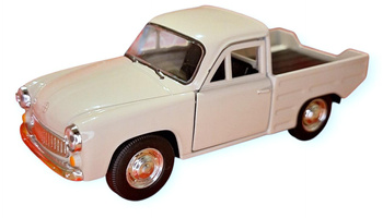 Syrena R-20 R20 Model Auta PRL kremowy skala 1:34