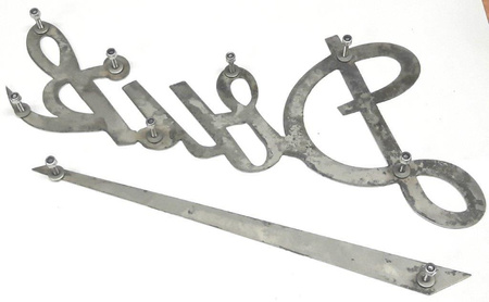 Dzik 1 emblemat znaczek napis logo