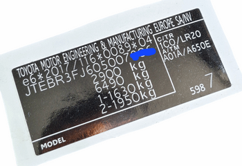 Toyota naklejka znamionowa