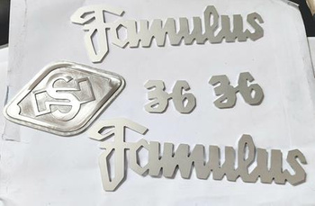 Famulus 36 emblemat emlematy logo napis
